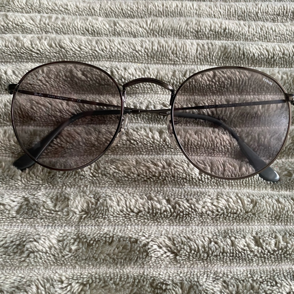 Ray-Bans - Picture 3 of 5